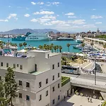 Muelle Uno Studio With Sea View